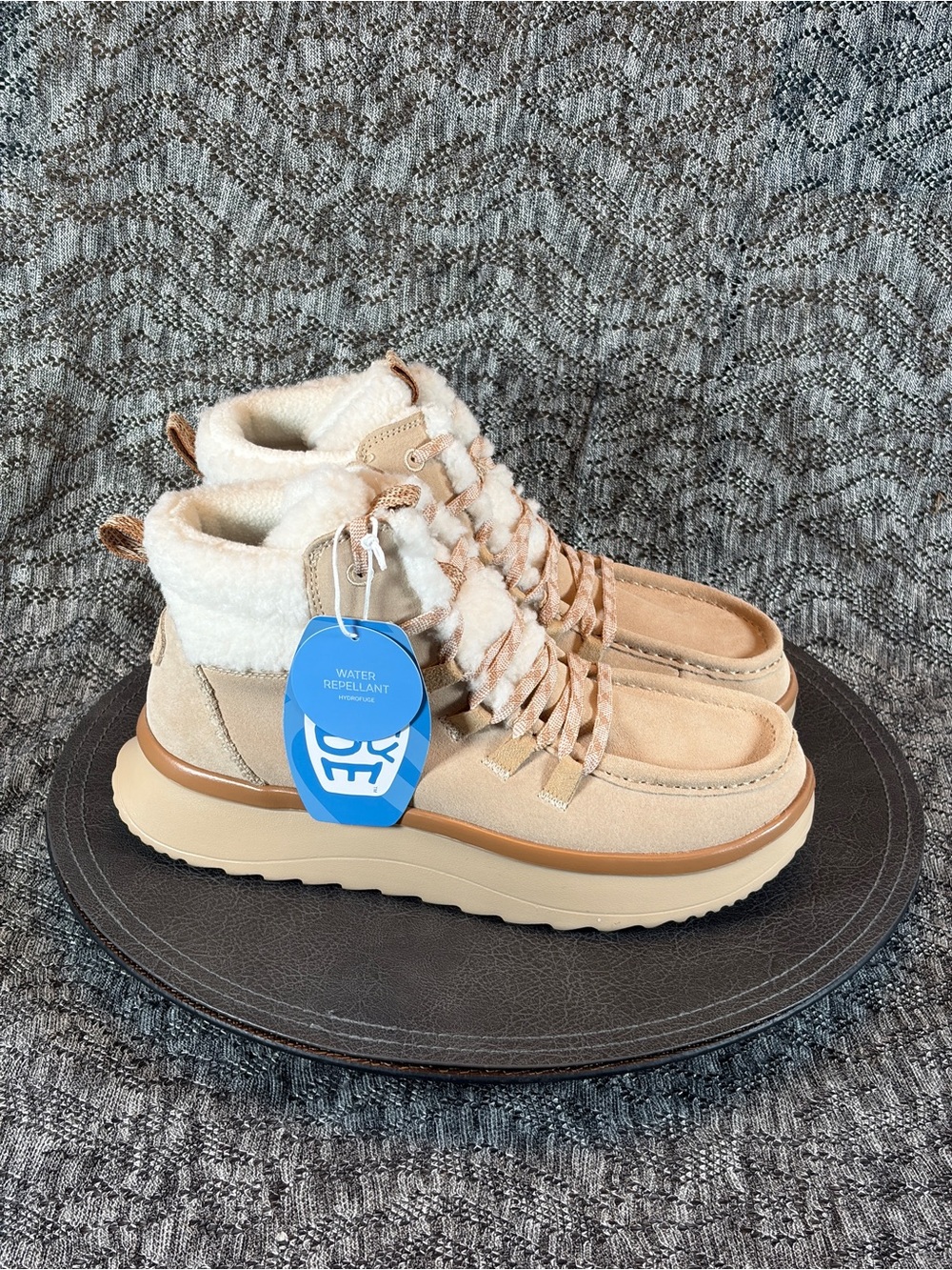 Hey Dude Wendy Peak Apres Suede Cozstit Women's 9